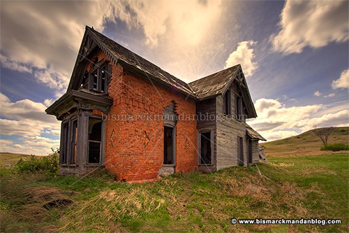gray_house_34154-8_hdr